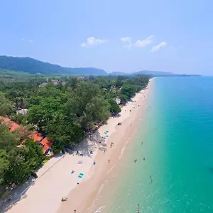 sayang-beach-resort.koh-lantahotels.net/
