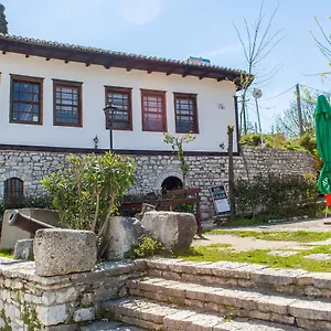 hotel-kalaja-berat.albaniahotels.org/